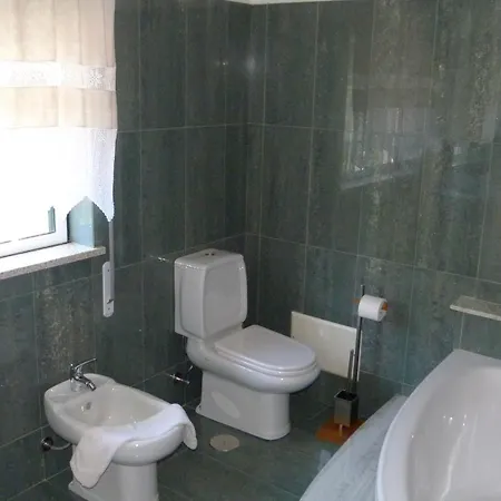 With 4 Bedrooms In Pte. De Lima, With Wonderful Mountain View, P Ponte de Lima
