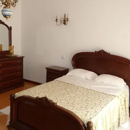 Villa With 4 Bedrooms In Pte. De Lima, With Wonderful Mountain View, P Ponte de Lima