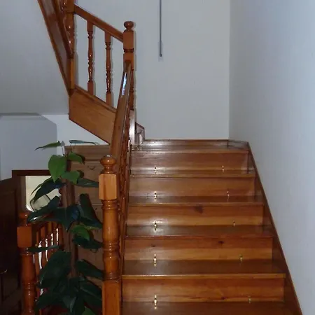With 4 Bedrooms In Pte. De Lima, With Wonderful Mountain View, P Villa