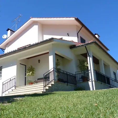 With 4 Bedrooms In Pte. De Lima, With Wonderful Mountain View, P Villa Ponte de Lima